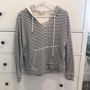 Gap sweatshirt